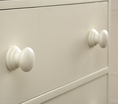 Dresser Detail