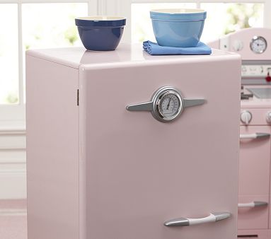 Icebox Detail