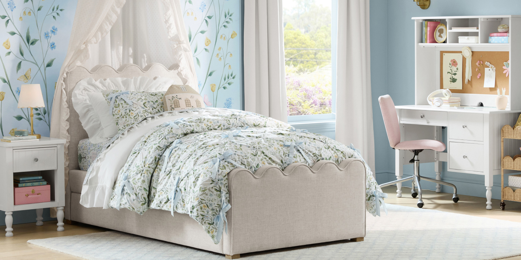 Teenager Bedroom Decorating Ideas for a Vibrant Teenage Girl - Worthing  Court | DIY Home Decor Made Easy, image size:1680x840