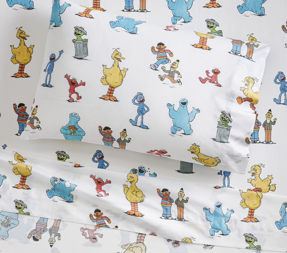 Sesame Street(R) Organic Toddler Sheet Set & Pillowcase
