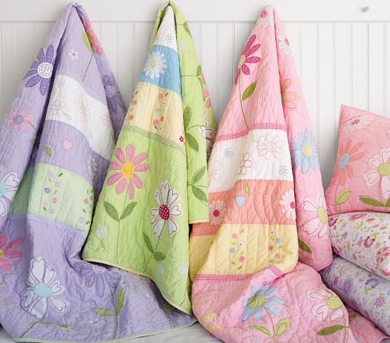 Daisy Garden Quilt | Pottery Barn Kids